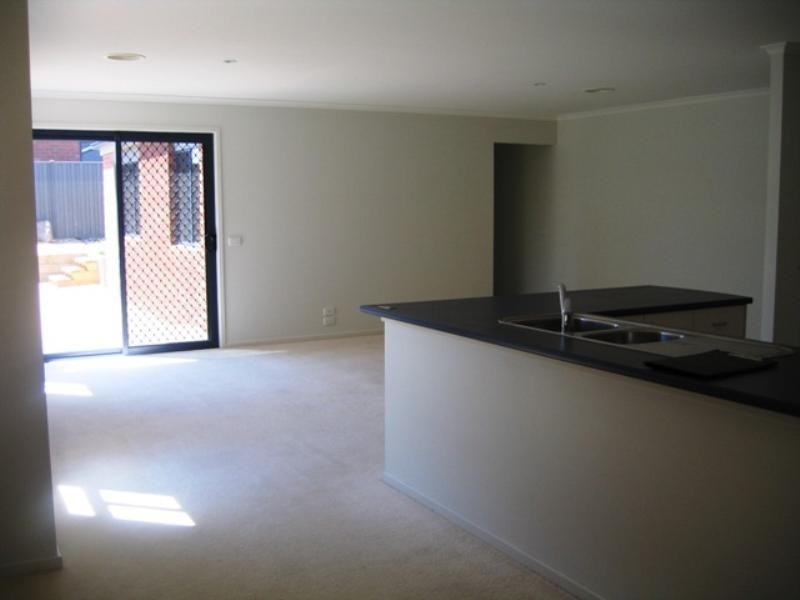 28 Condamine Avenue, Wyndham Vale VIC 3024