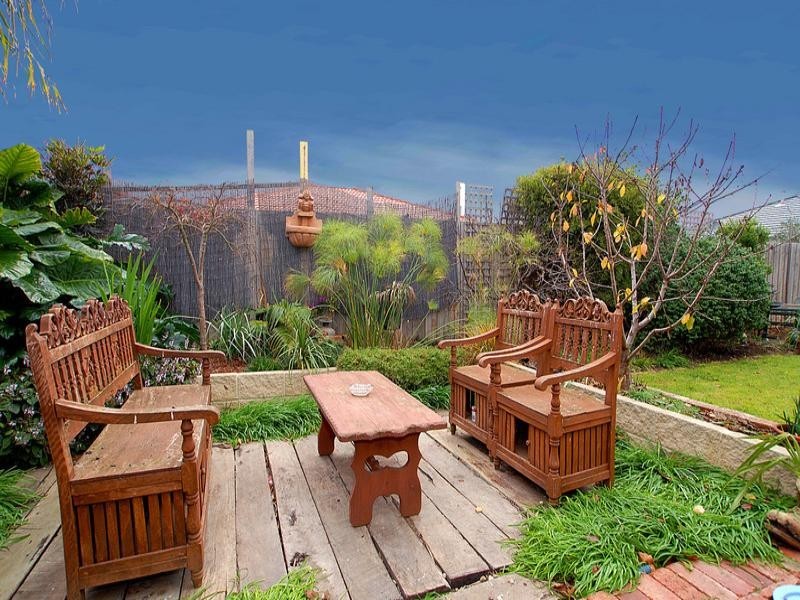 16 Mandarin Grove, Werribee VIC 3030