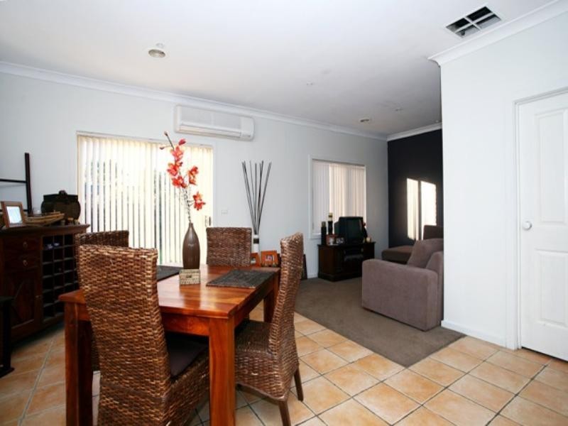 37 Kasem Drive, Werribee VIC 3030