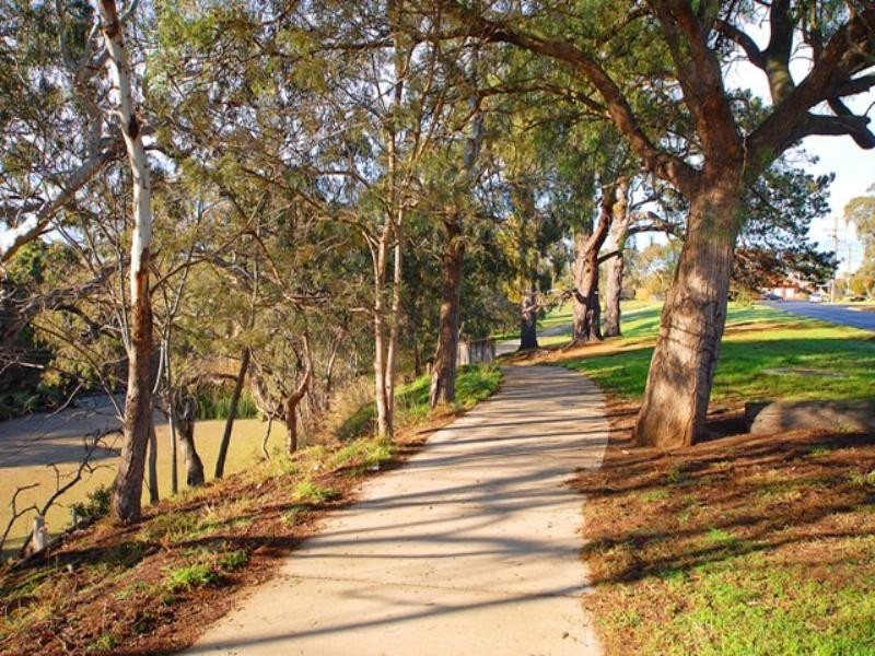 14 Wattamolla Avenue, Werribee VIC 3030