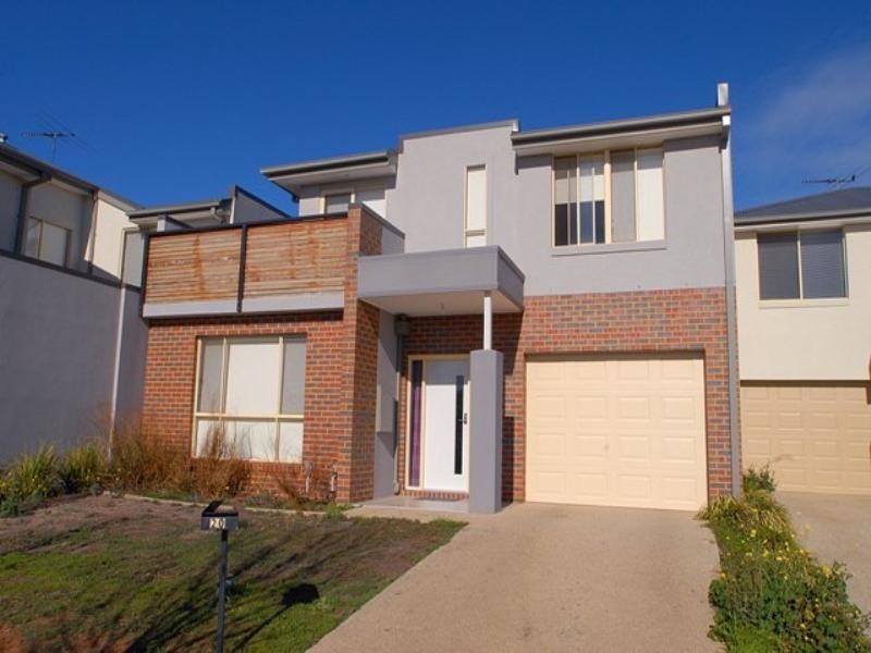 20 East Cornhill Drive, Point Cook VIC 3030