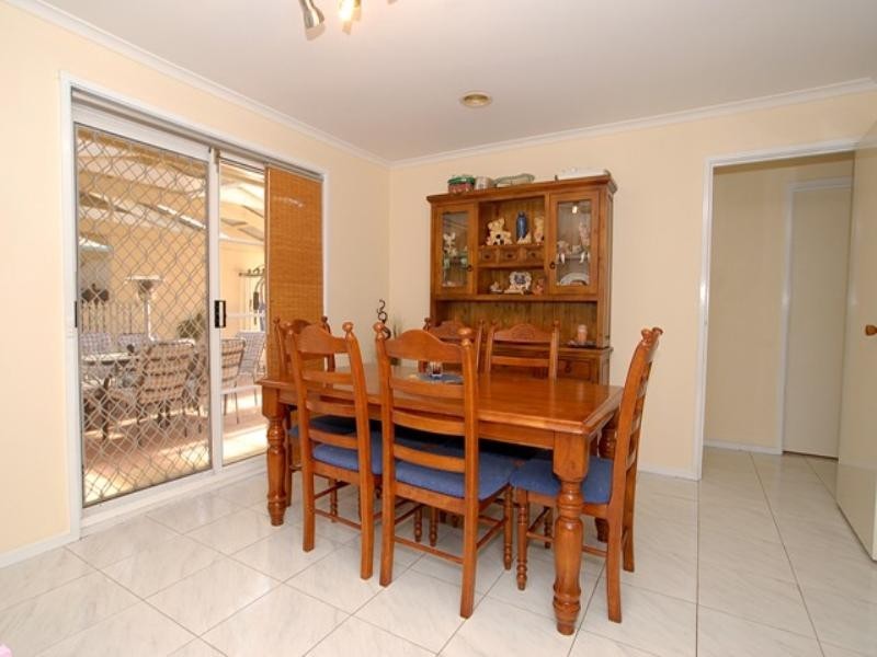 32 Barber Drive, Hoppers Crossing VIC 3029