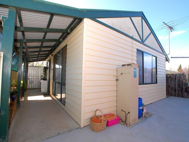 32 Barber Drive, Hoppers Crossing VIC 3029