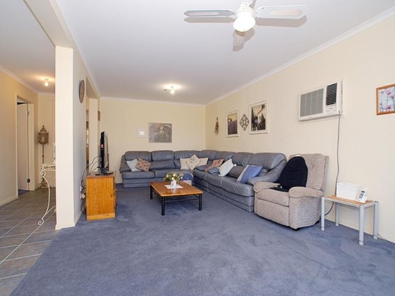 61 Bridgewater Way, Truganina VIC 3029