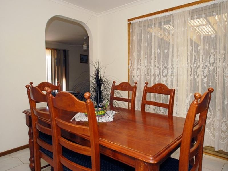 2 Lorikeet Court, Werribee VIC 3030