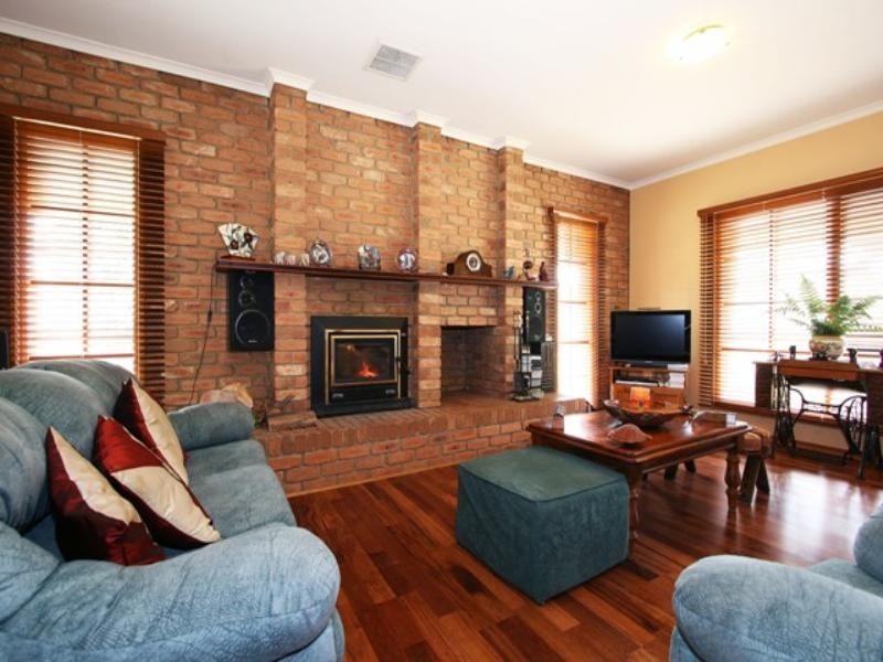 1 Lyall Drive, Werribee VIC 3030