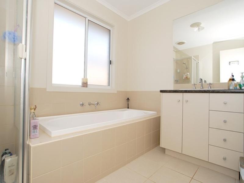 49 Wentworth Avenue, Wyndham Vale VIC 3024