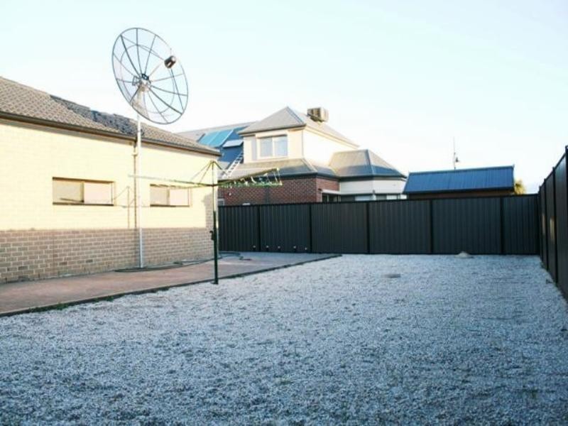 2 Stroud Glen, Tarneit VIC 3029