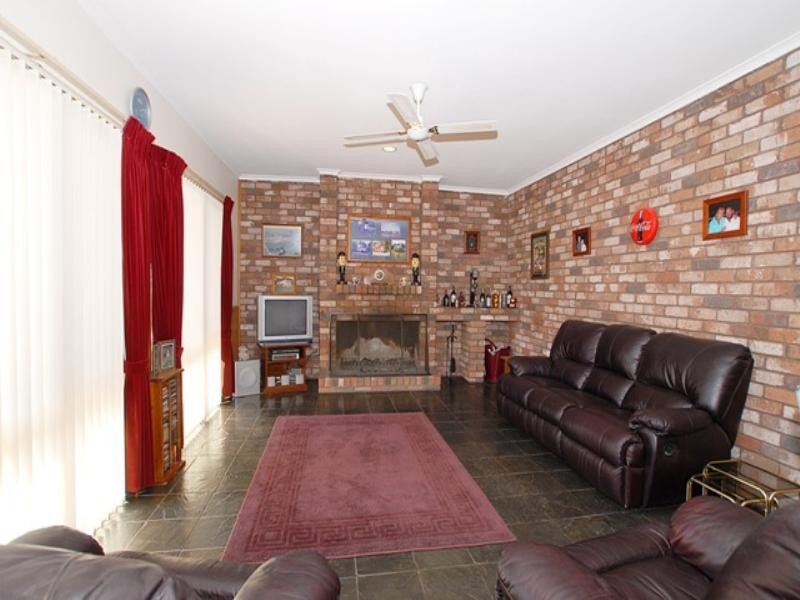 66 Old Melbourne Road, Little River VIC 3211