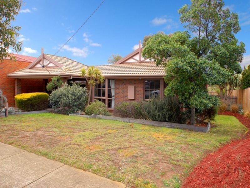 82 Grevillea Crescent, Hoppers Crossing VIC 3029