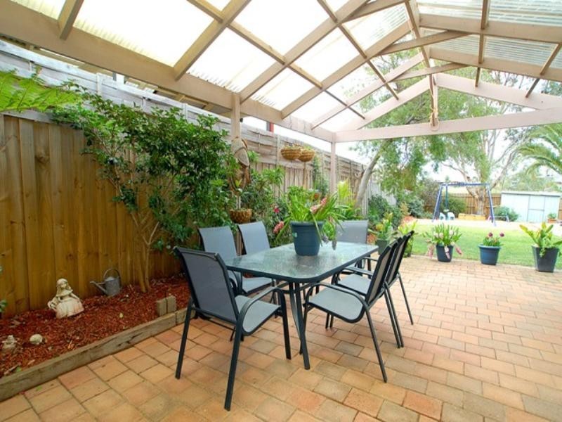 82 Grevillea Crescent, Hoppers Crossing VIC 3029