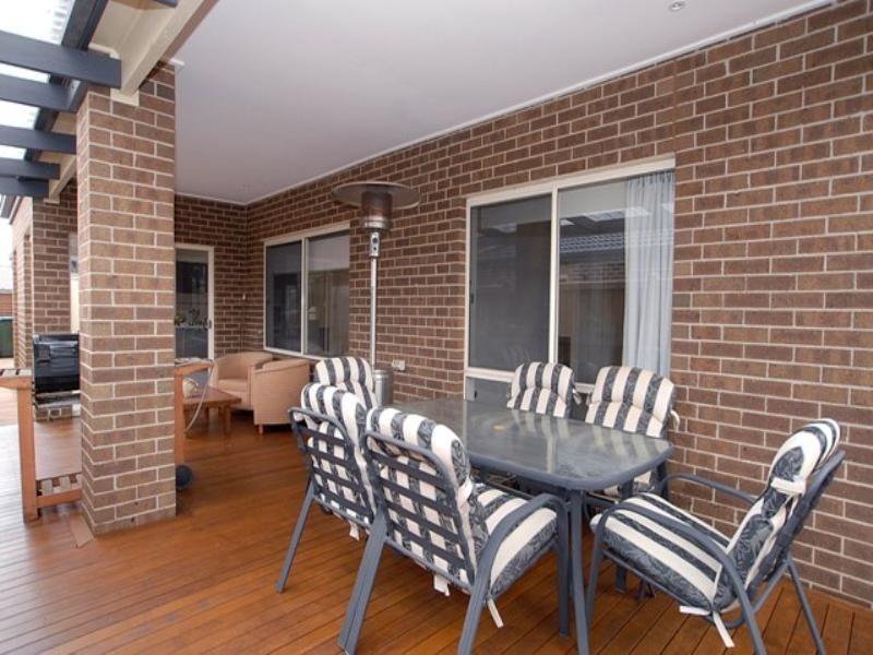 16 Swordgrass Avenue, Tarneit VIC 3029