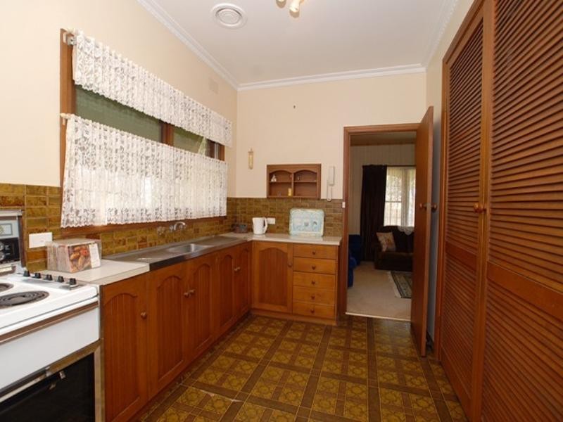 96 Tarneit Road, Werribee VIC 3030