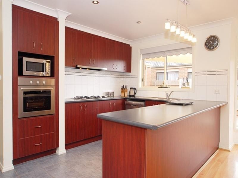 13 Mandarin Grove, Werribee VIC 3030