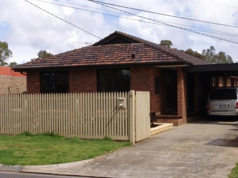 18 Kelvin Grove, Werribee VIC 3030