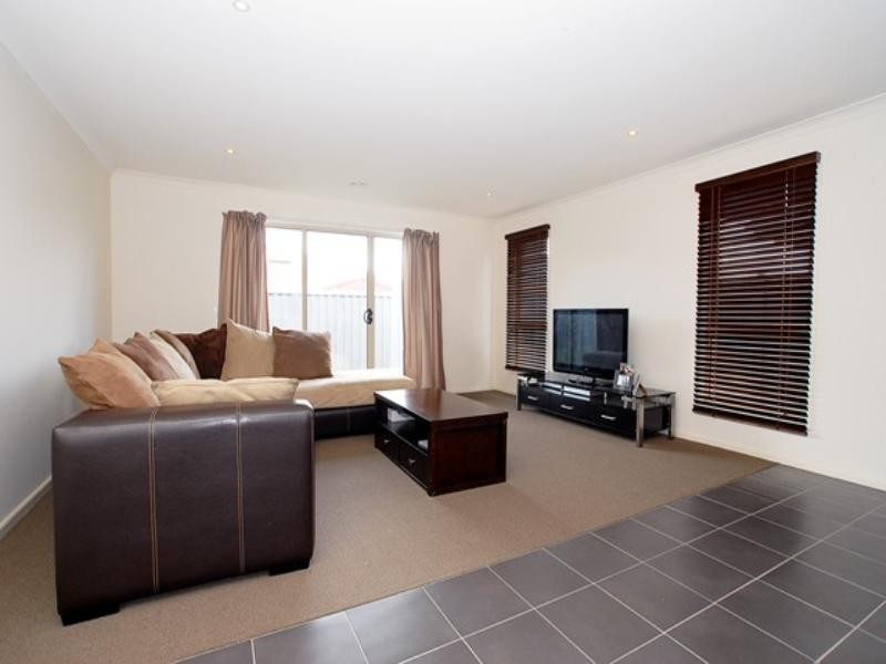 5 Hoddle Link, Wyndham Vale VIC 3024