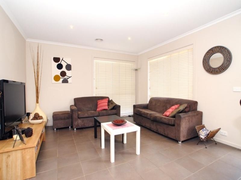 11 Farfalla Way, Tarneit VIC 3029