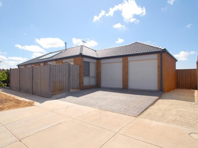 11 Farfalla Way, Tarneit VIC 3029