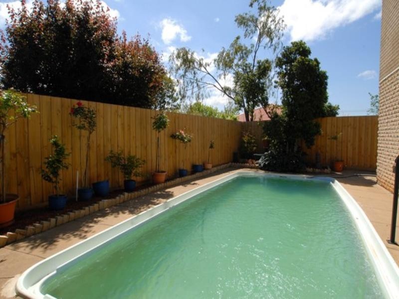 15 Barrot Avenue, Hoppers Crossing VIC 3029