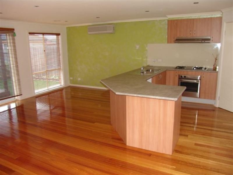 28 Fiona Court, Werribee VIC 3030