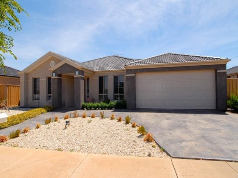 900 Sayers Road, Tarneit VIC 3029