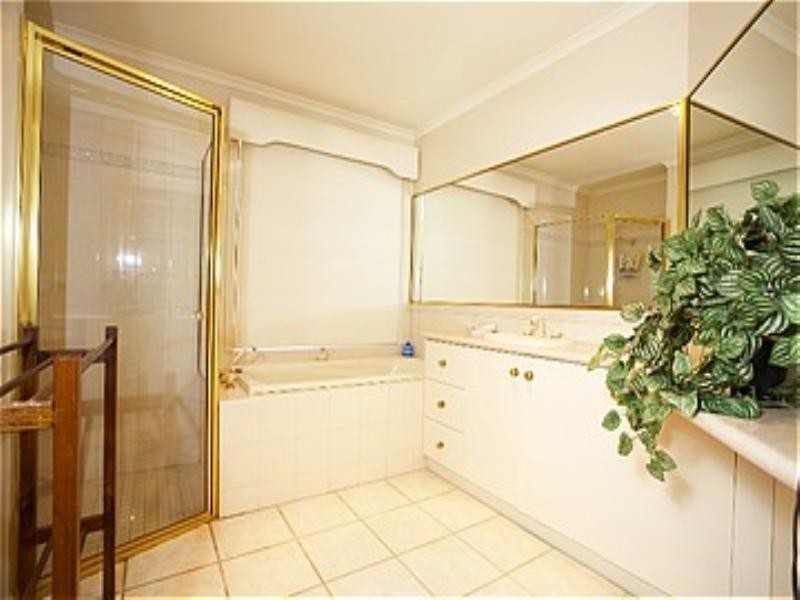 366 Hogans Road, Hoppers Crossing VIC 3029