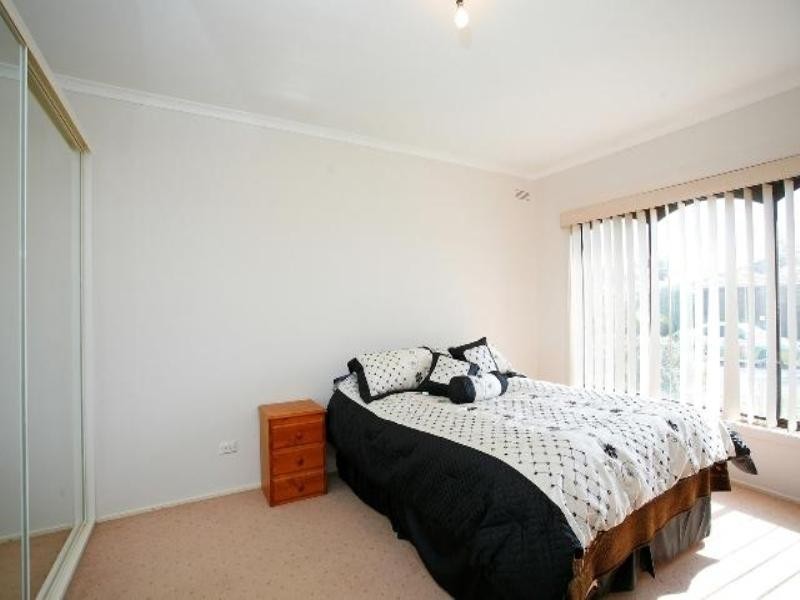 31 Minogue Crescent, Hoppers Crossing VIC 3029