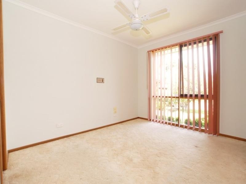 1 Whipbird Close, Werribee VIC 3030