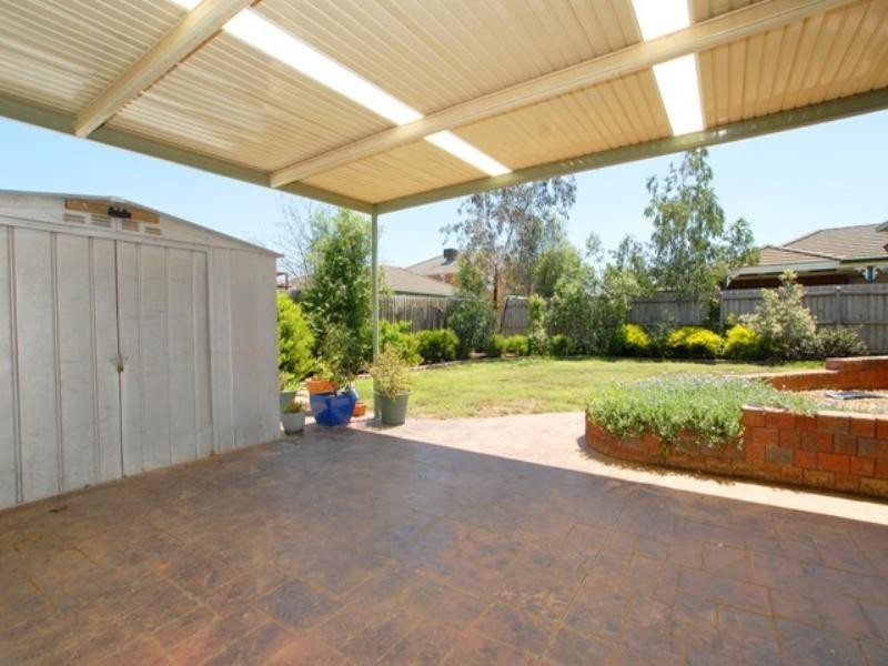 19 Manatee Close, Hoppers Crossing VIC 3029