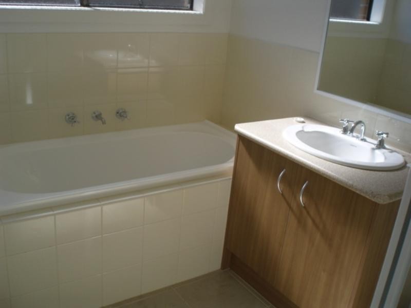 18 Zelkova Avenue, Tarneit VIC 3029