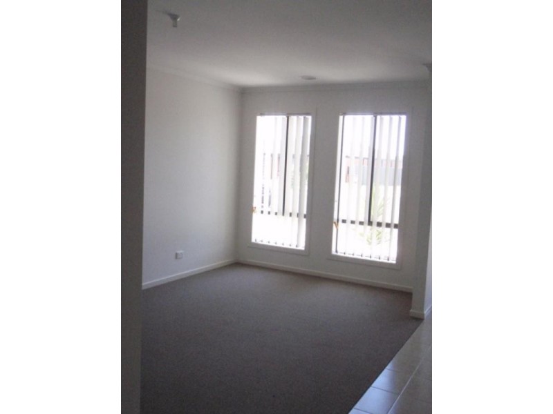 18 Zelkova Avenue, Tarneit VIC 3029