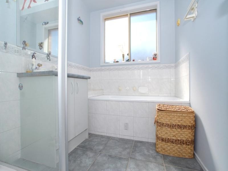 4 Oldtrack Place, Hoppers Crossing VIC 3029