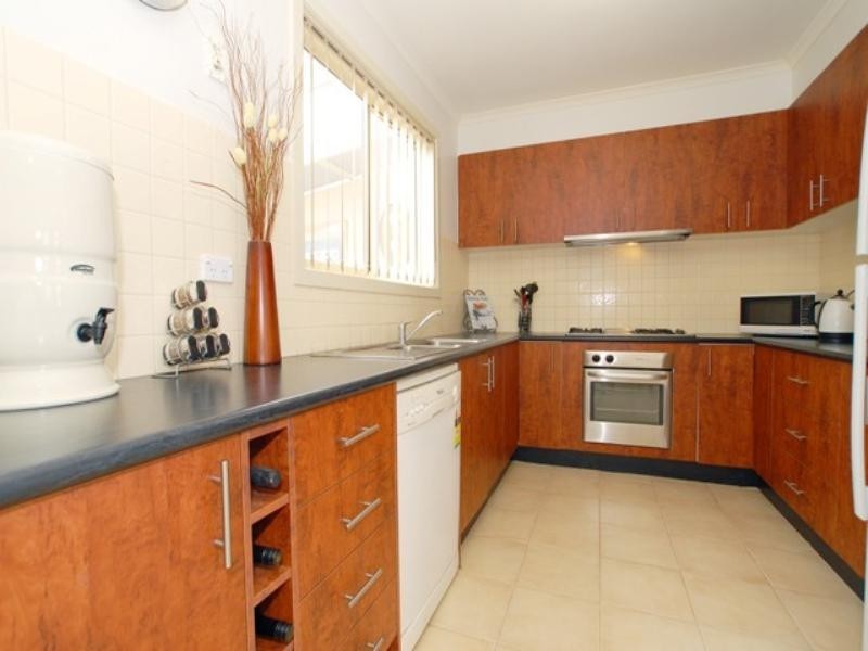 2/24 Harmony Drive, Tarneit VIC 3029