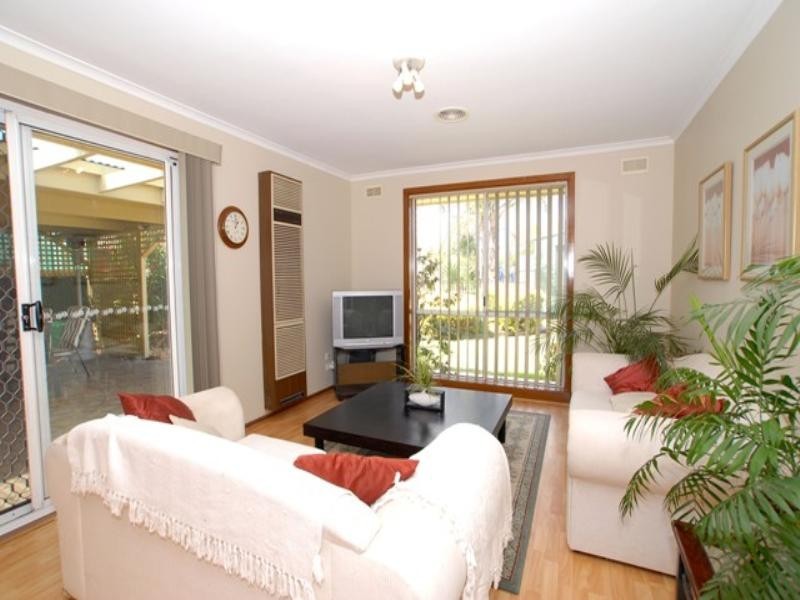 13 Investigator Grove, Altona Meadows VIC 3028