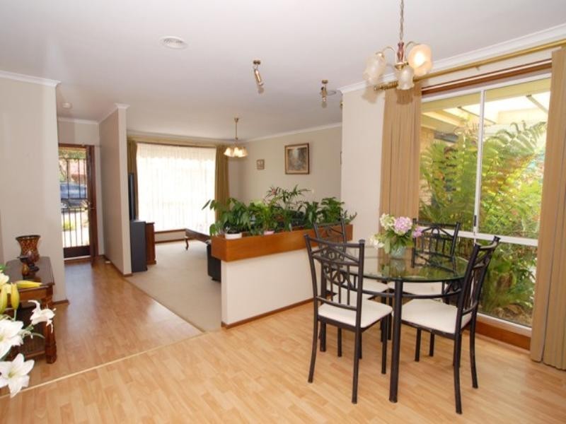 13 Investigator Grove, Altona Meadows VIC 3028