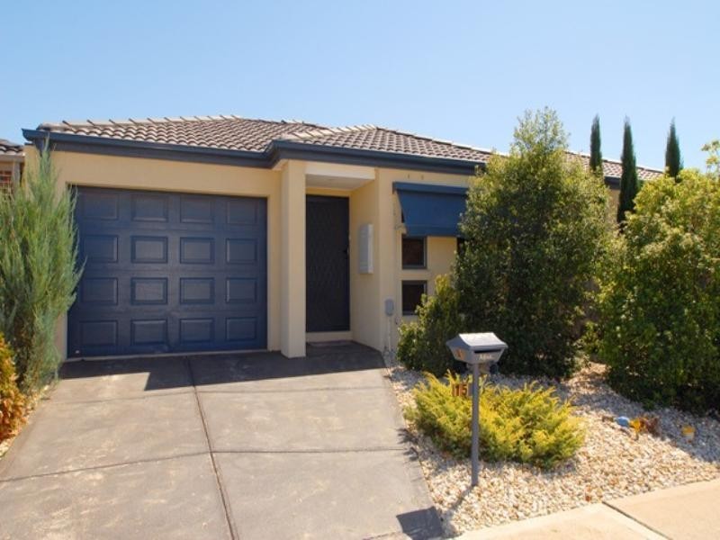 1/15 Malleehen Street, Werribee VIC 3030