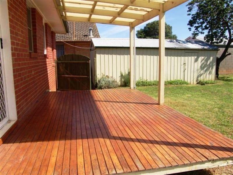 20 Vincent Crescent, Werribee VIC 3030