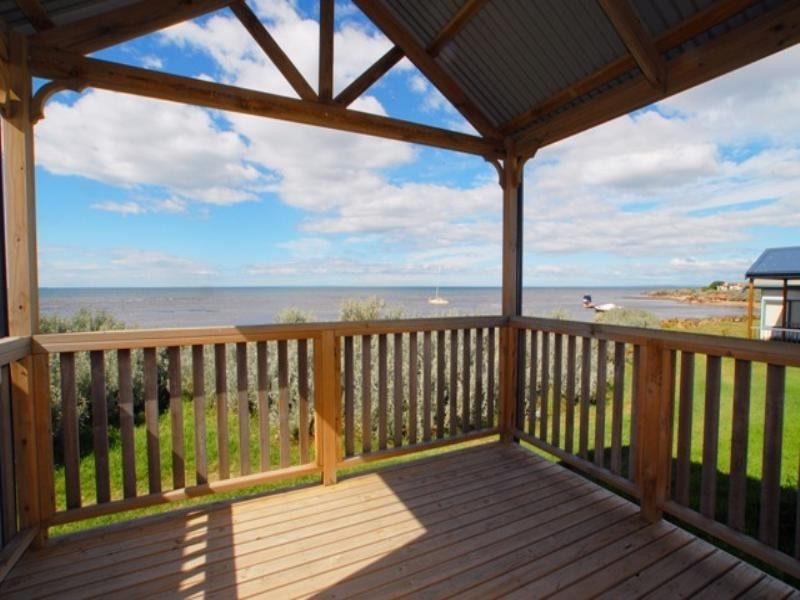 108 Campbells Cove, Werribee South VIC 3030