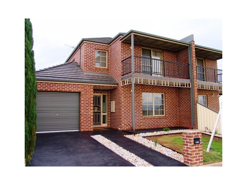 1/228 Wattle Avenue, Werribee VIC 3030