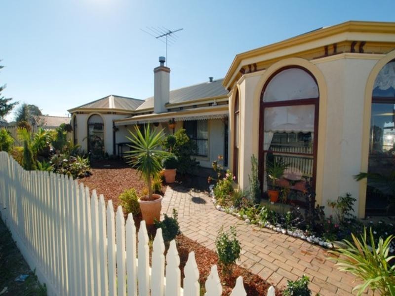 1 Doris Drive, Hoppers Crossing VIC 3029