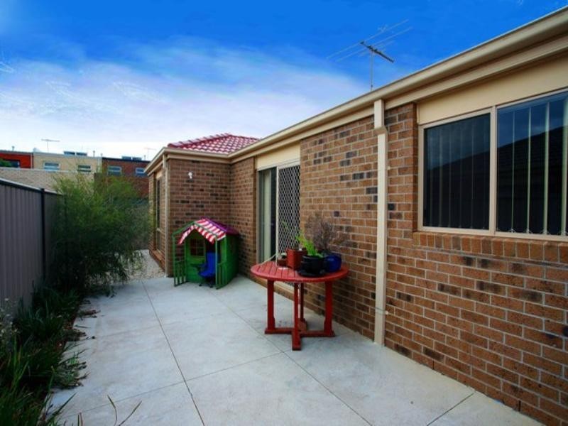 15 Bradman Drive, Tarneit VIC 3029