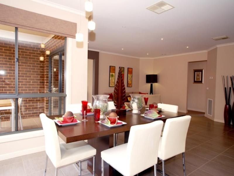 24 Hummingbird Boulevard, Tarneit VIC 3029