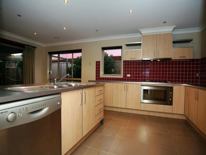 20 Wetlands Boulevard, Williams Landing VIC 3027