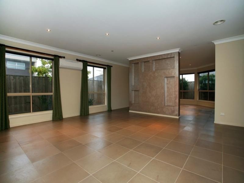 20 Wetlands Boulevard, Williams Landing VIC 3027