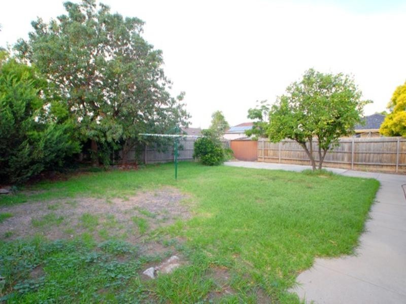 31 Barrot Avenue, Hoppers Crossing VIC 3029