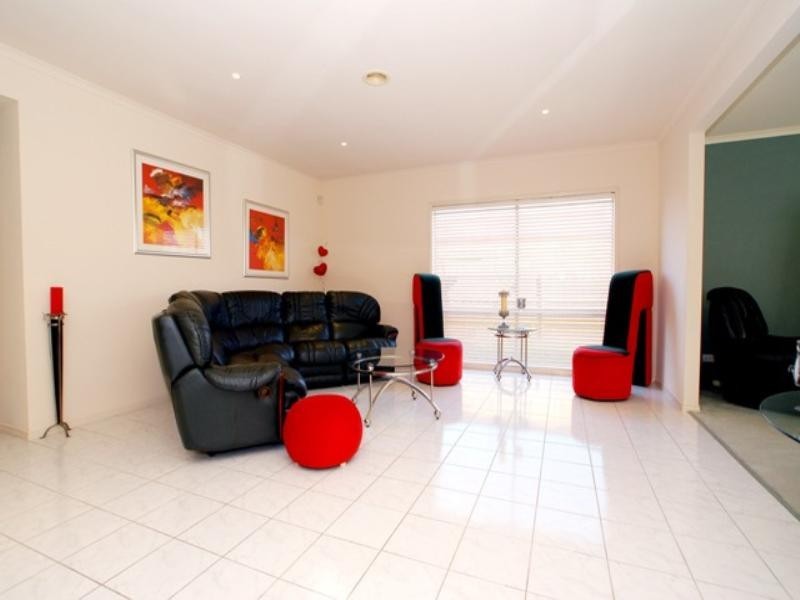 308 Tarneit Road, Werribee VIC 3030