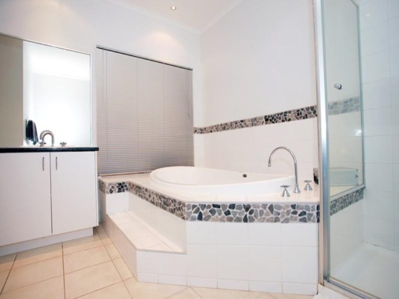 12 Woodhall Place, Tarneit VIC 3029