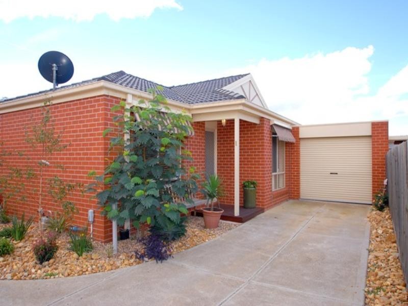24/52 Latham Street, Werribee VIC 3030