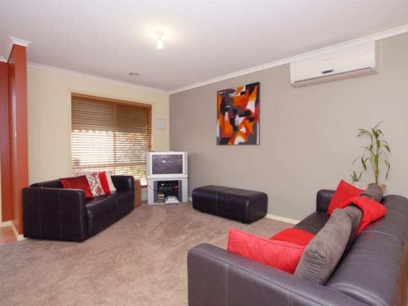 24/52 Latham Street, Werribee VIC 3030