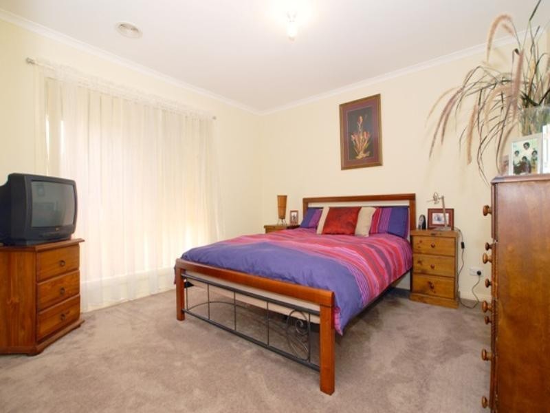 24/52 Latham Street, Werribee VIC 3030